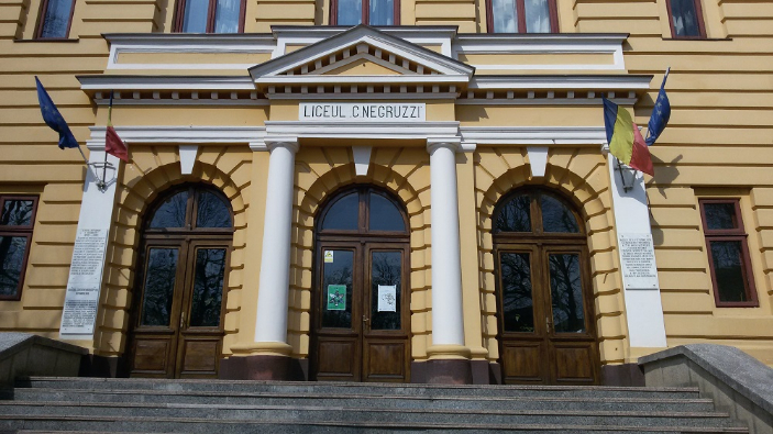 Colegiul Național Costache Negruzzi din Iasi.