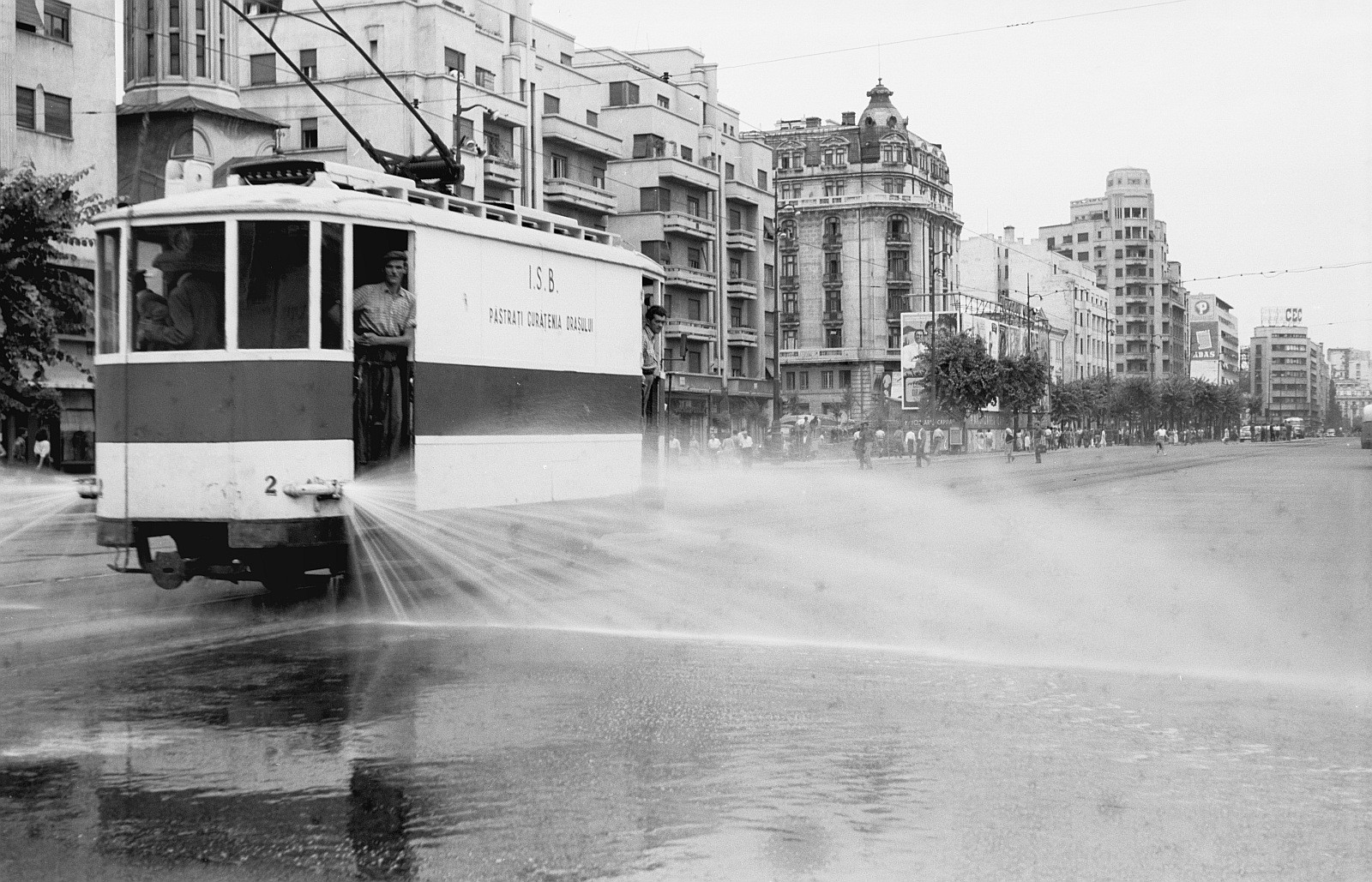  Bucureşti, bulevardul N. Bălcescu, vara anului 1956. Credit: rezistenta.net
