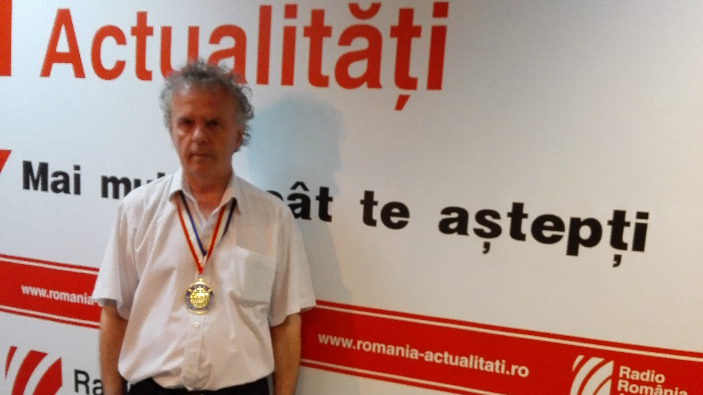 Comentatorul sportiv Ilie Dobre a primit Medalia &bdquo;Most Successful Radio Sports Commentator&rdquo; (Cel mai de succes comentator de Radio din lume) .