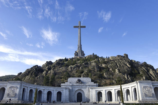  Monumentul victoriei naţionaliştilor spanioli de la Valle de los Caidos. Credit: https://www.periodicoelrumano.es/