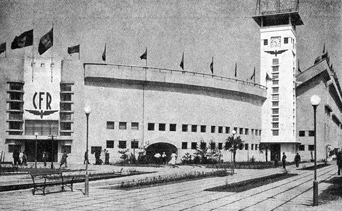  Vedere cu intrarea la stadionul CFR (Rapid) Bucureşti de la inaugurare 10 iunie 1939. Credit: http://vanatoruldelegende.blogspot.com/