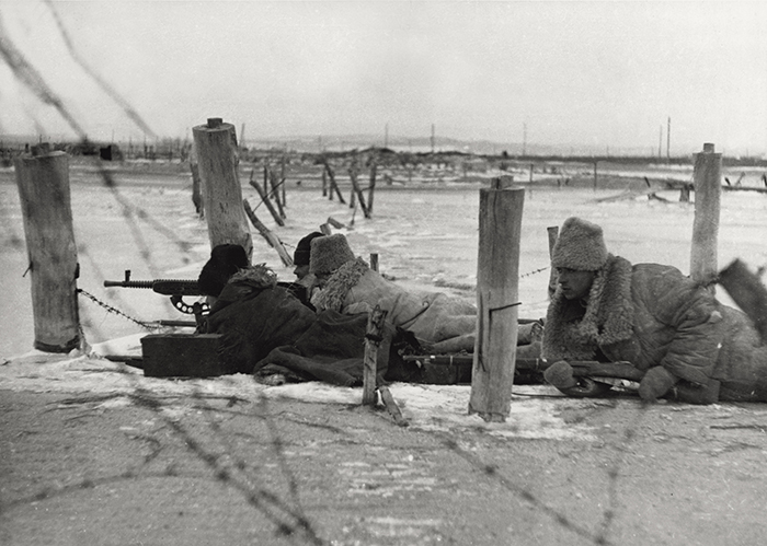 Militari români în tranşeele de la Stalingrad