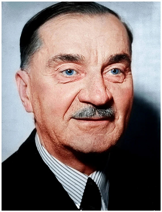 Iuliu Maniu, lider al partidului Naţional Ţărănesc. Fotografie colorizată.