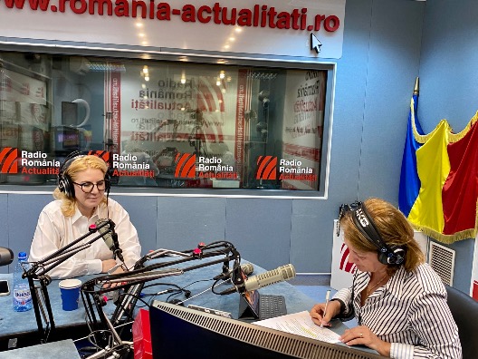 Cristina Chiriac, președinta CONAF, alături de Maria Țoghină, realizatoarea emisiunii Seriviciul de noapte