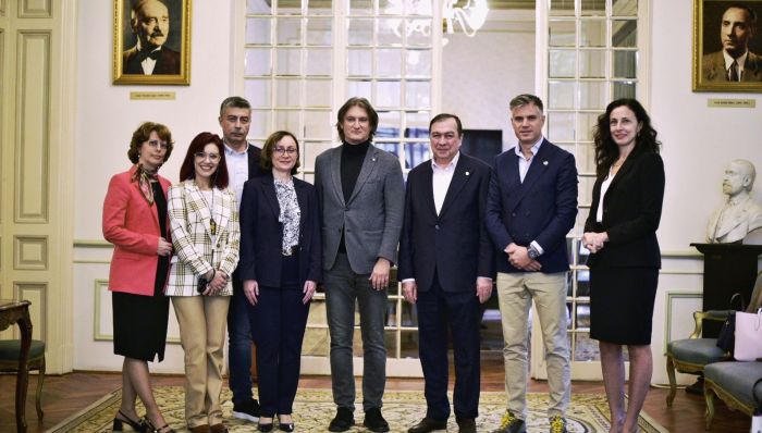 Echipa de implementare a parteneriatului.