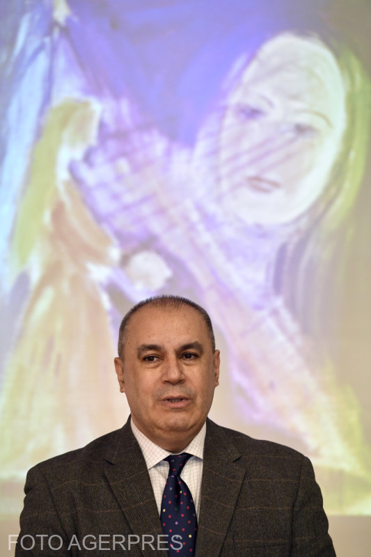 Dr. Valentin-Veron Toma, antropolog medical, șeful Departamentului de Antropologie Culturală și Socială din cadrul Institutului de Antropologie „Francisc I. Rainer” al Academiei Române.