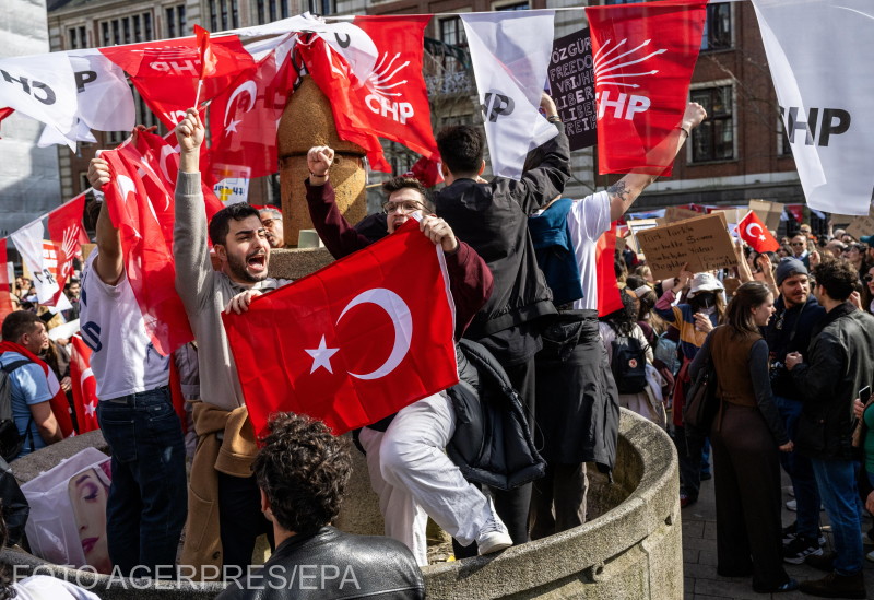 Proteste similare s-au organizat și în unele orașe europene precum Amsterdam. 