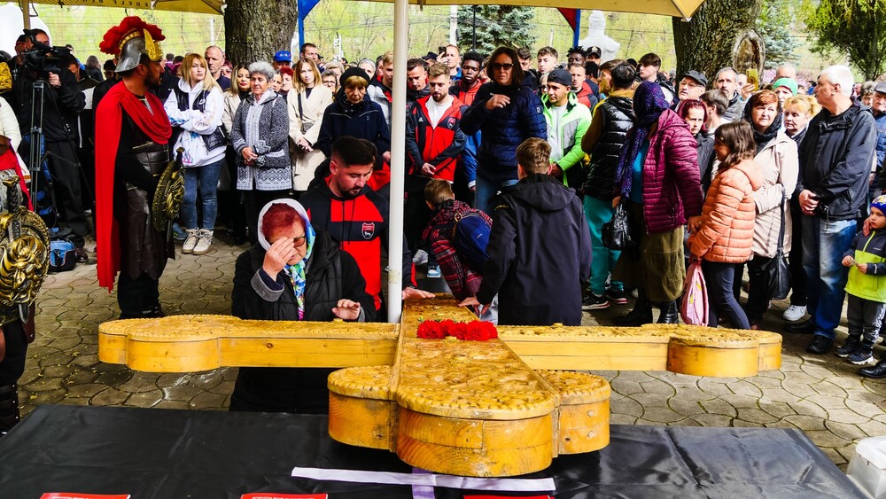 Drumul Crucii de la Lupeni.