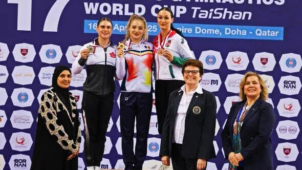 Sabrina Voinea a cucerit aurul la sol, în fața unor gimnaste mai experimentate, la Cupa Mondială de la Doha