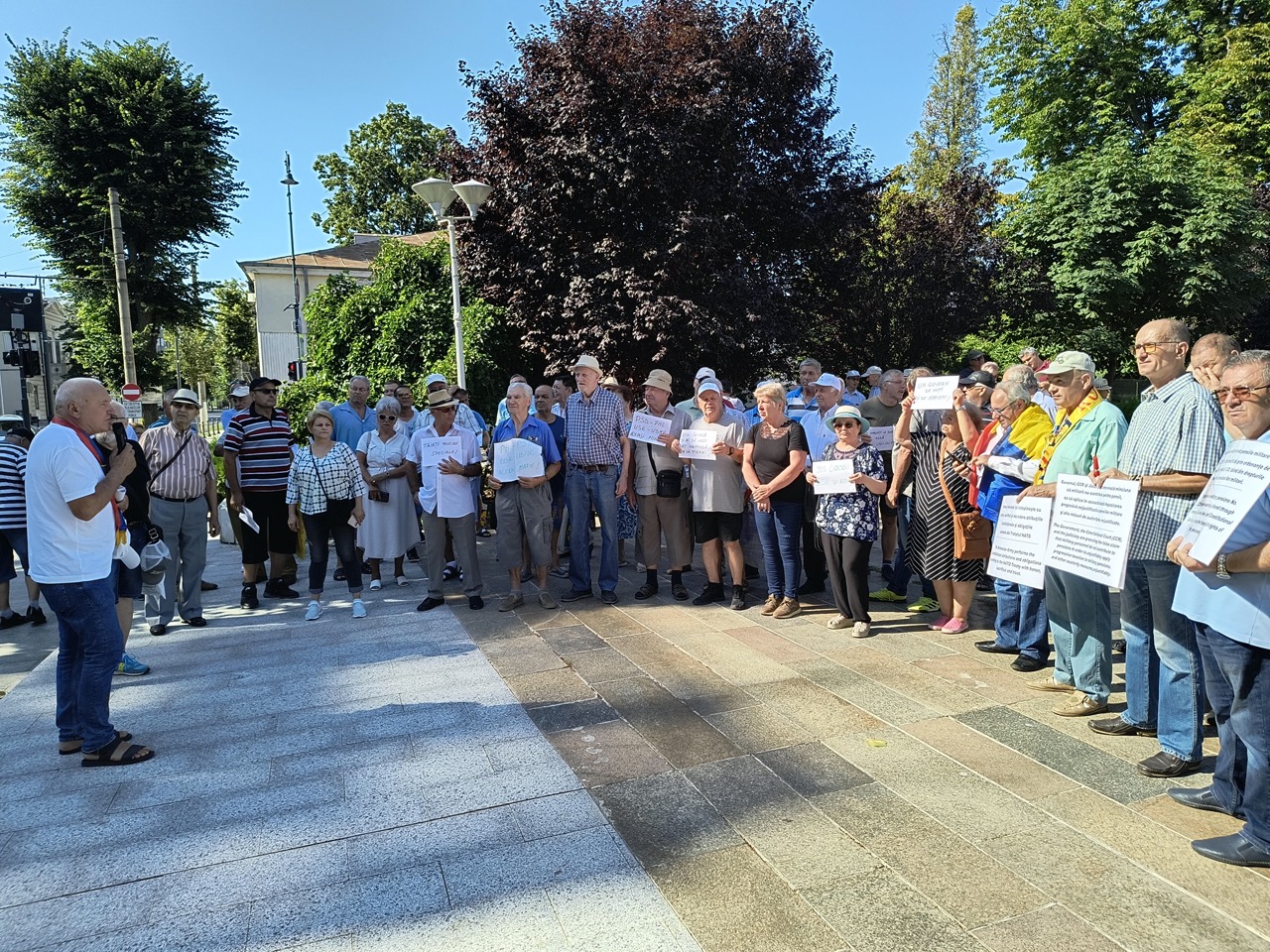 Protest față de măsurile de austeritate anunțate de guvern, Galați, 14 iulie 2025.