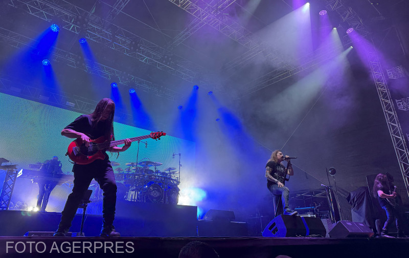 Concert sustinut de Dream Theater la ARTmania Festival, la Sibiu