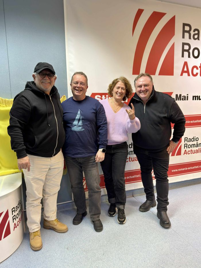 Echipa emisiunii Serviciul de noapte cu Maria Țoghină.