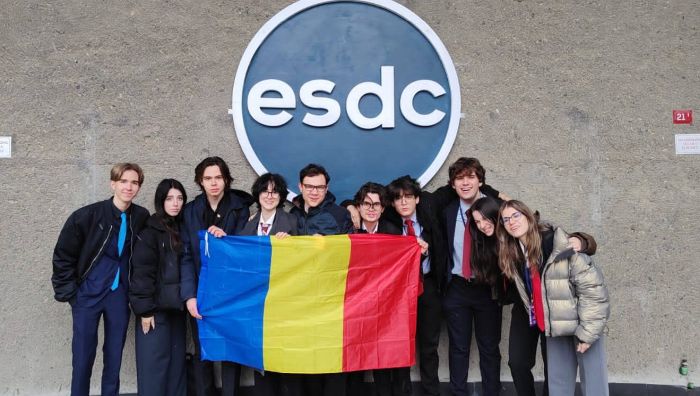 Reprezentații României.