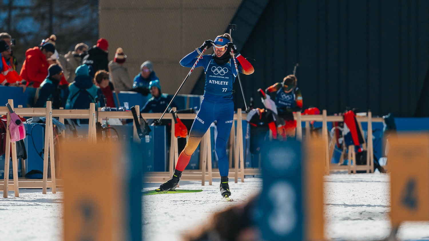 Biatloniștii de origine rusă Tolmacheva (foto) și Shamaev vor concura, duminică, la pursuit (urmărire), după rezultatele din proba de sprint.