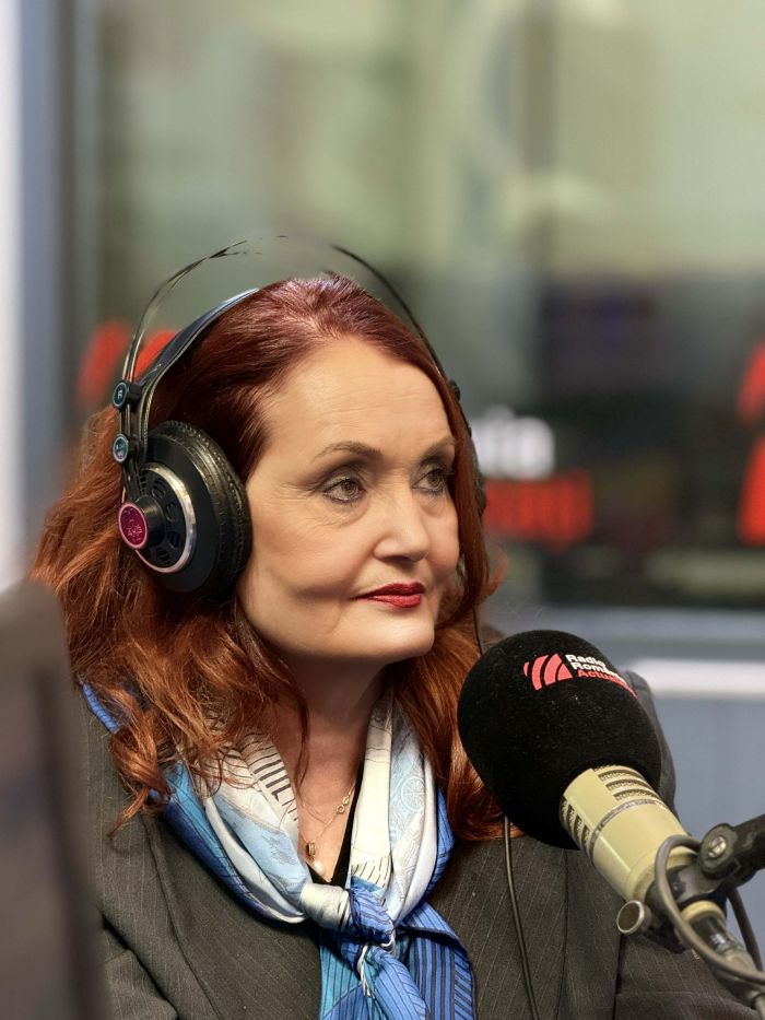 Dr. Cristina Berteanu, la Serviciul de noapte cu Maria Țoghină.