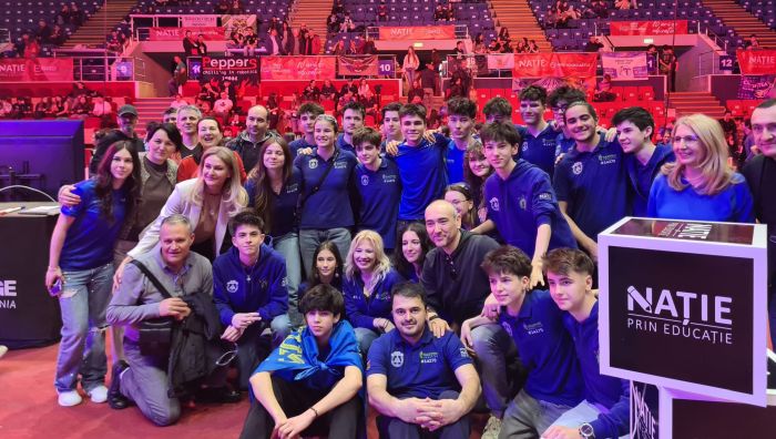 Echipa Quantum Robotics.